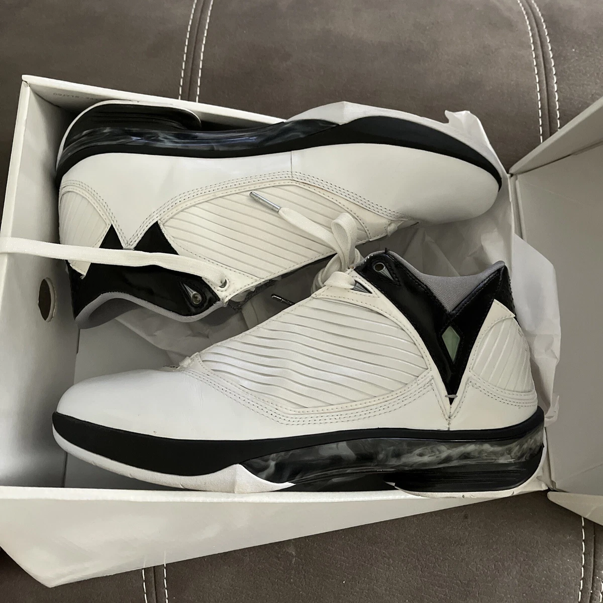 Jordan 2009 White Metallic Silver for Sale | Authenticity