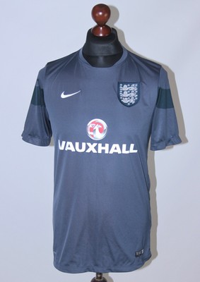 england training kit 2016