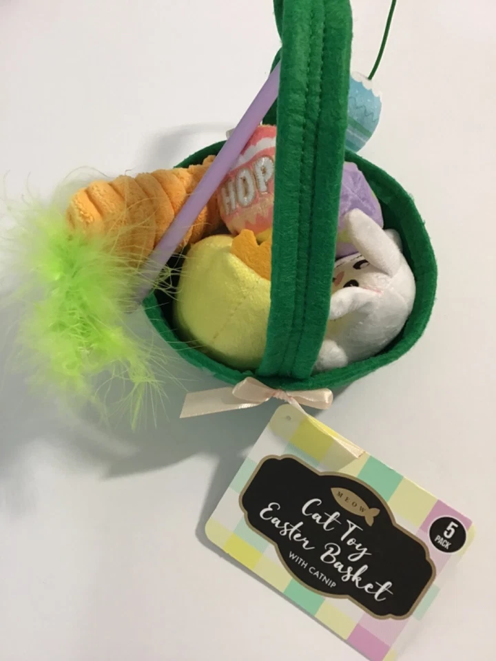 GMason Meow Cat Toy Easter Basket w/Catnip Includes 5 Toys NEW - Image 3 of 4