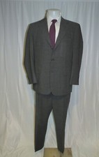 Brooks Brothers Brookscool Solid Gray Lightweight Three Button Suit 42R