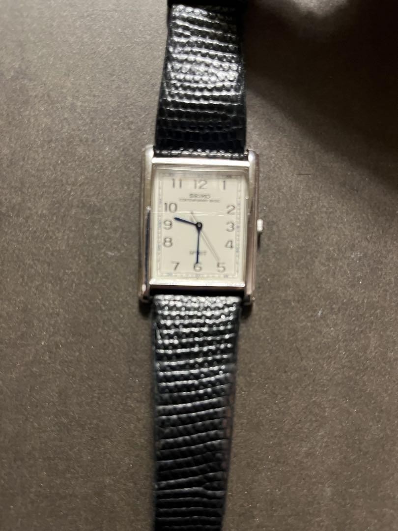 Seiko Spirit 5S21-5A00 White Silver Square Black belt Quartz