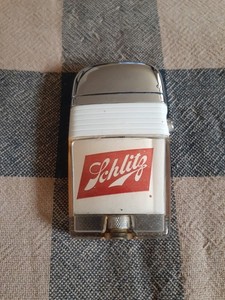 Schlitz Scripto View Lighter / White Band / Excellent Condition