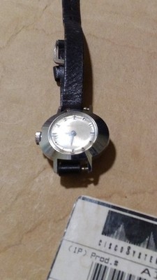 Timex Analog Wristwatch Round Silver Case Silver Dial Black Leather Water-Resis 