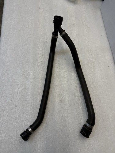 BMW X3 E83 2.0d 130KW  LCI Schlauch Motorvorlauf Zusatzwasserpumpe 3421989