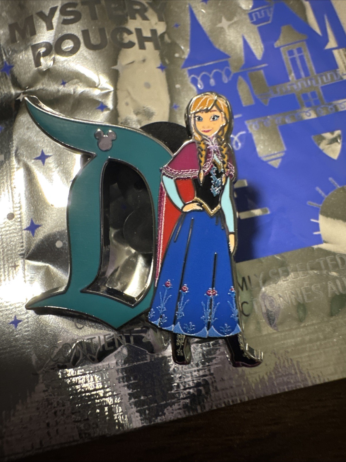 2025 Hidden Mickey Disney DLR Disneyland Princess Anna Frozen D Pin G7