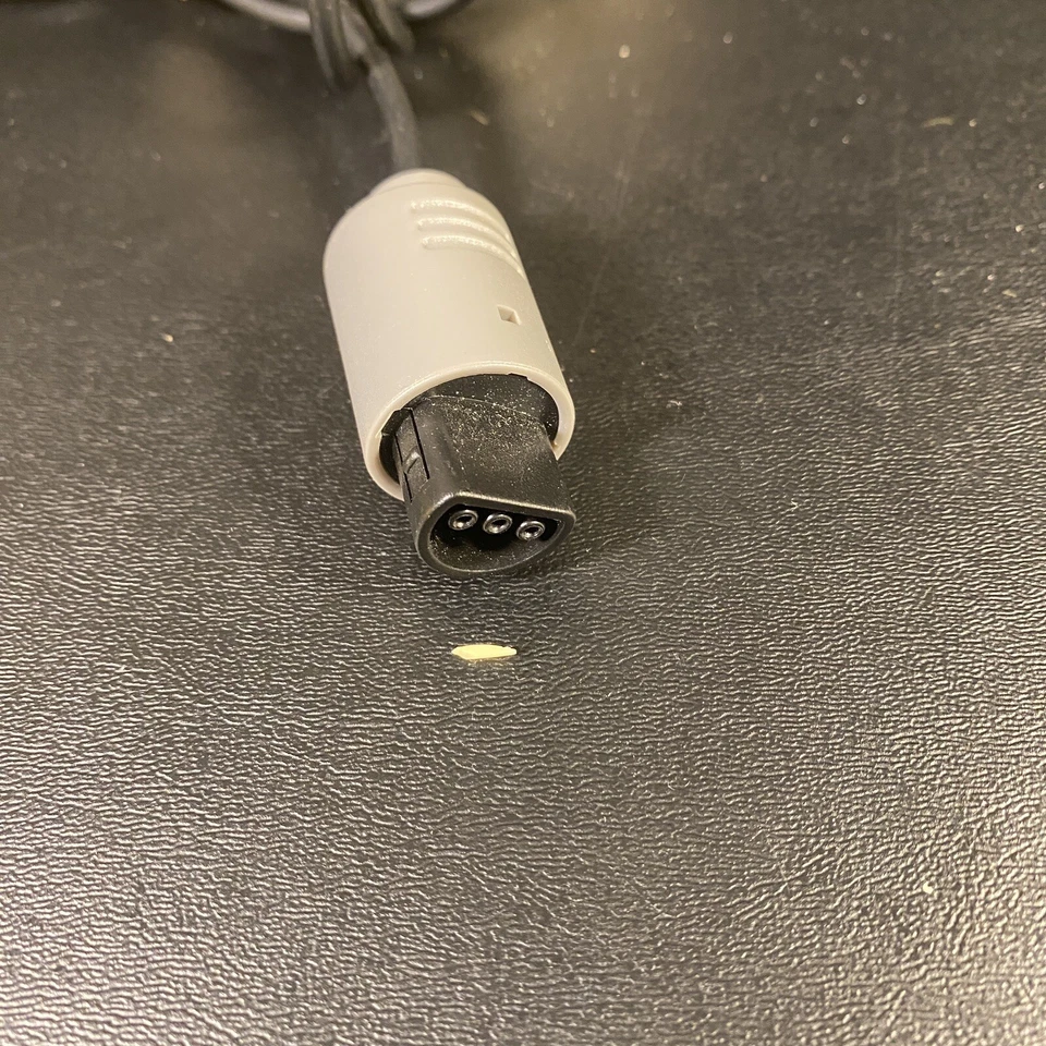 Nintendo N64 Controller Gold Ttx Tech Gamepad 643rd Party - Image 4 of 4