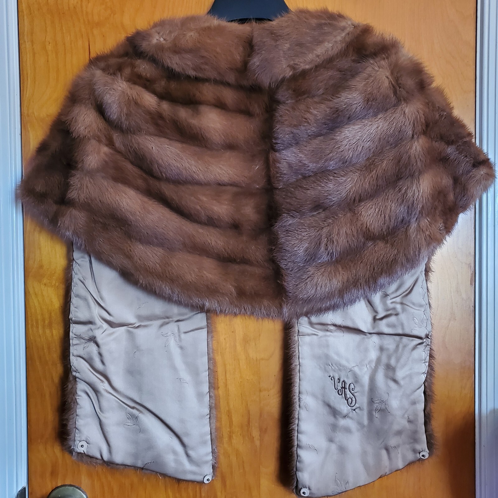 Picture 2 of 9
