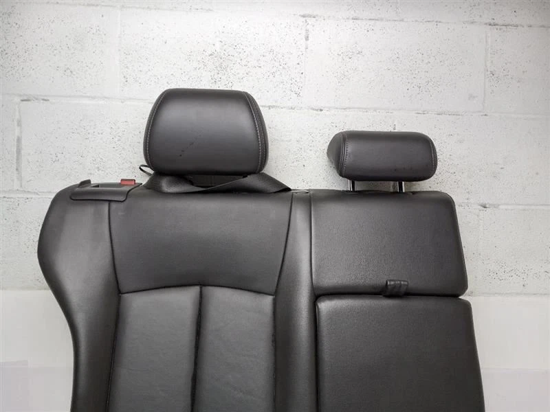 后乘客和中心上座适合雪佛兰 CRUZE 2011 — 第 3/4 张图片