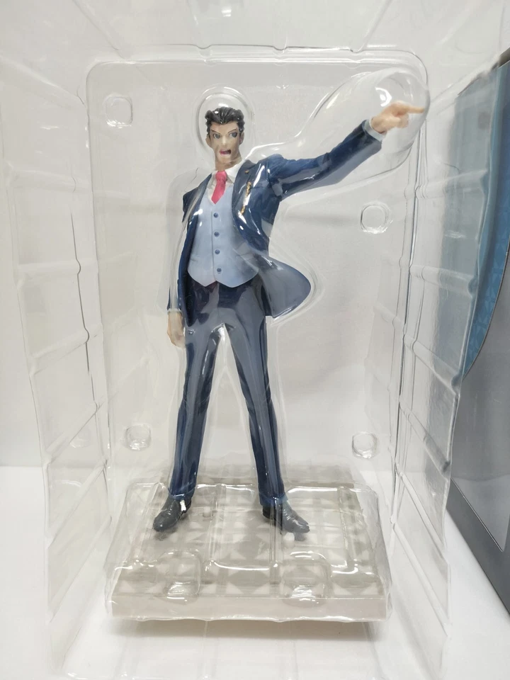 Figure Ace Attorney 5 Phoenix Wright Ryuichi Naruhodo e Capcom limite with Box - Image 3 of 4
