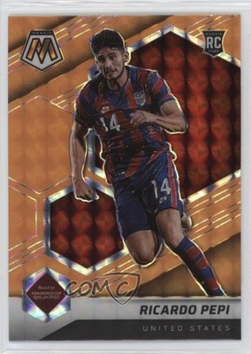 2021-22 Mosaic FIFA Road to World Cup Fluorescent Orange Prizm Ricardo Pepi 0m1s