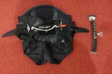 Sitztrapez Kite Foil Mystic - neuwertig - Haltegriff, Ersatzhaken, Halteseil