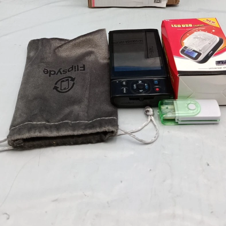 Canon IXUS 285 20.2MP Digital Camera Black