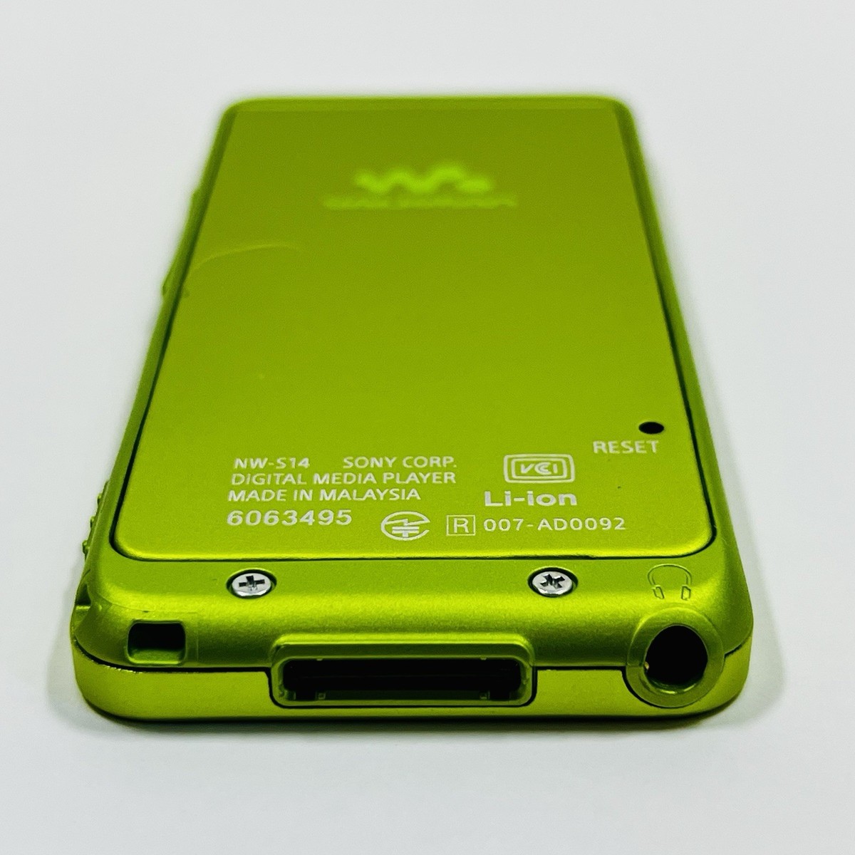 Sony Walkman NW-S14 8GB MP3 Digital Player Metallic Lime Green