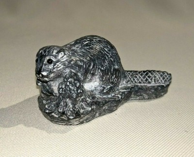 Vintage Hand Carved Beaver Stone Sculpture Canada (PL126)