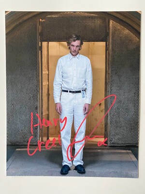 JAMIE CAMPBELL BOWER In-Person signiertes Autogramm 20x25cm Stranger Things