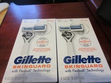 2-Gillette Skinguard Cartridges  Sensitive Skin & 2-Skinguard Razors NEW In BOX