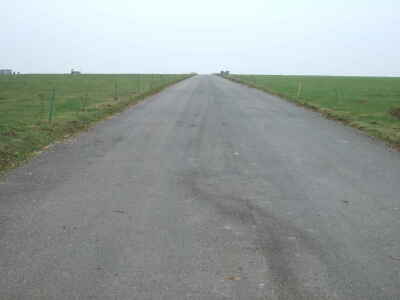 Foto 12x8 Dienststraße am Flugplatz Sculthorpe Ein Blick durch den Draht von c2011
