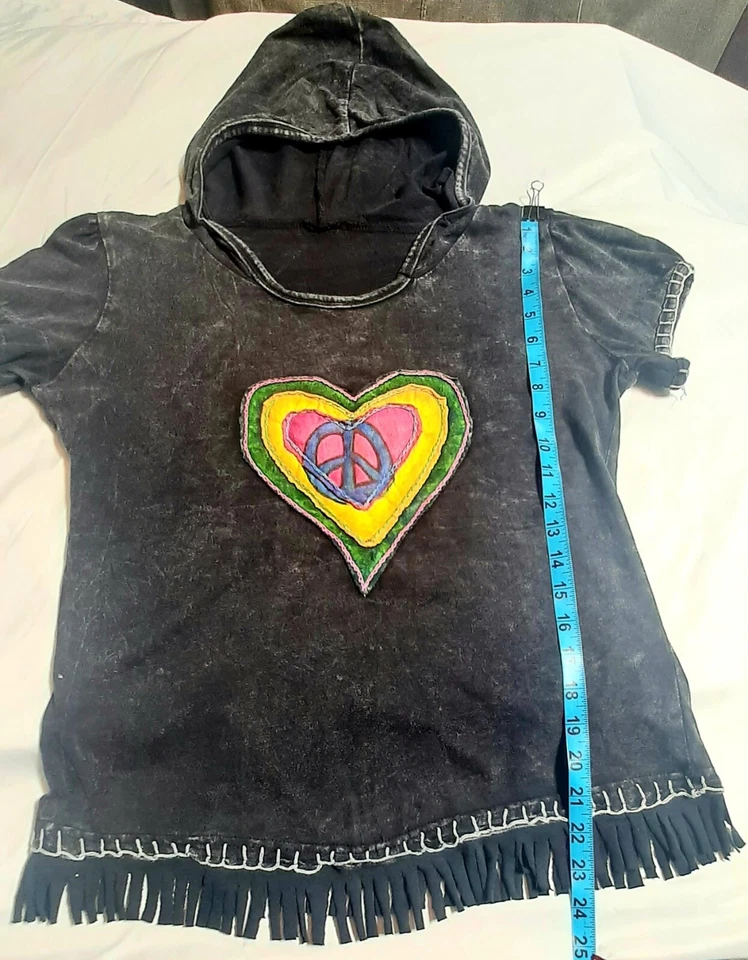 Moletom com capuz feminino Gypsy Rose manga curta tamanho pequeno design de coração de paz costurado - Imagem 3 de 4