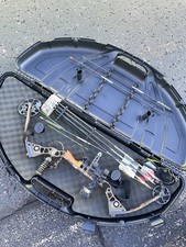 Matthews LX Solo Cam Compound Bow With Case And Extras