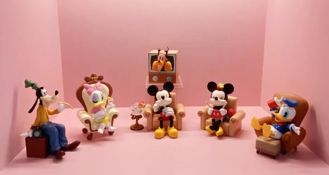 Figura Caja Ciega Confirmada 52TOYS Disney Mickey Happy Friends Gathering Series Foto 4 de 4