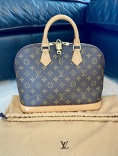 Louis Vuitton ALMA PM Epi