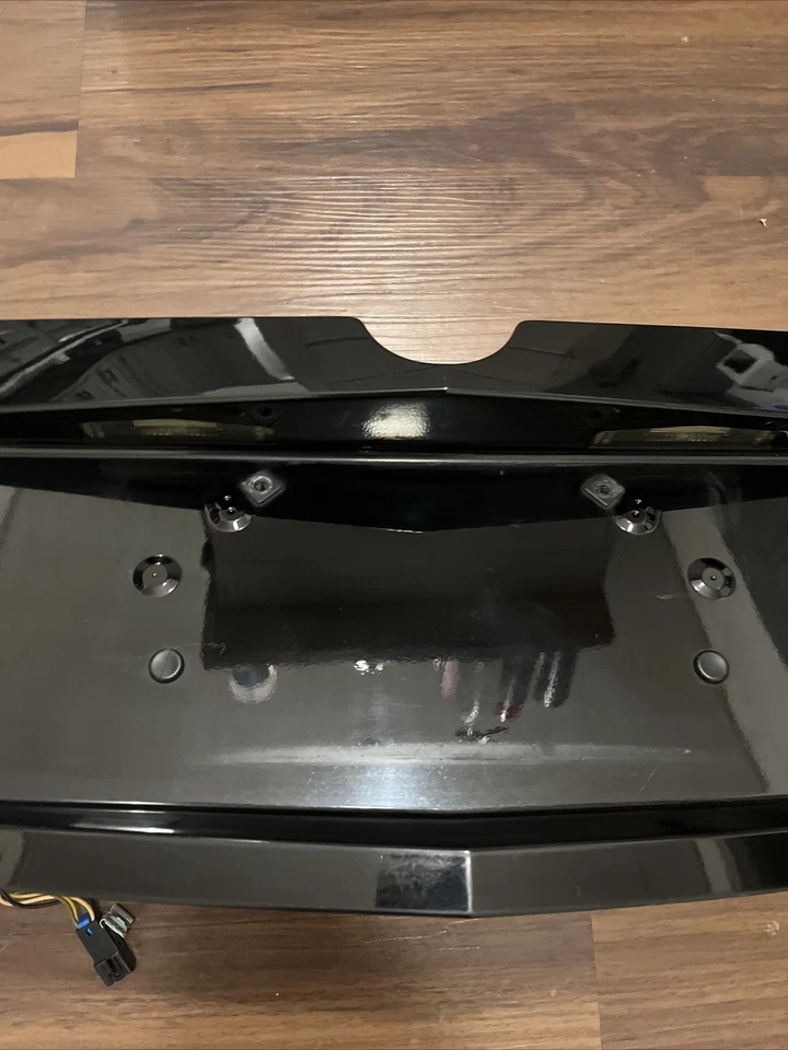 2003-2007 Cadillac CTS Rear Tail Trunk Panel Lid Backup Reverse License Plate OE - Image 3 of 4
