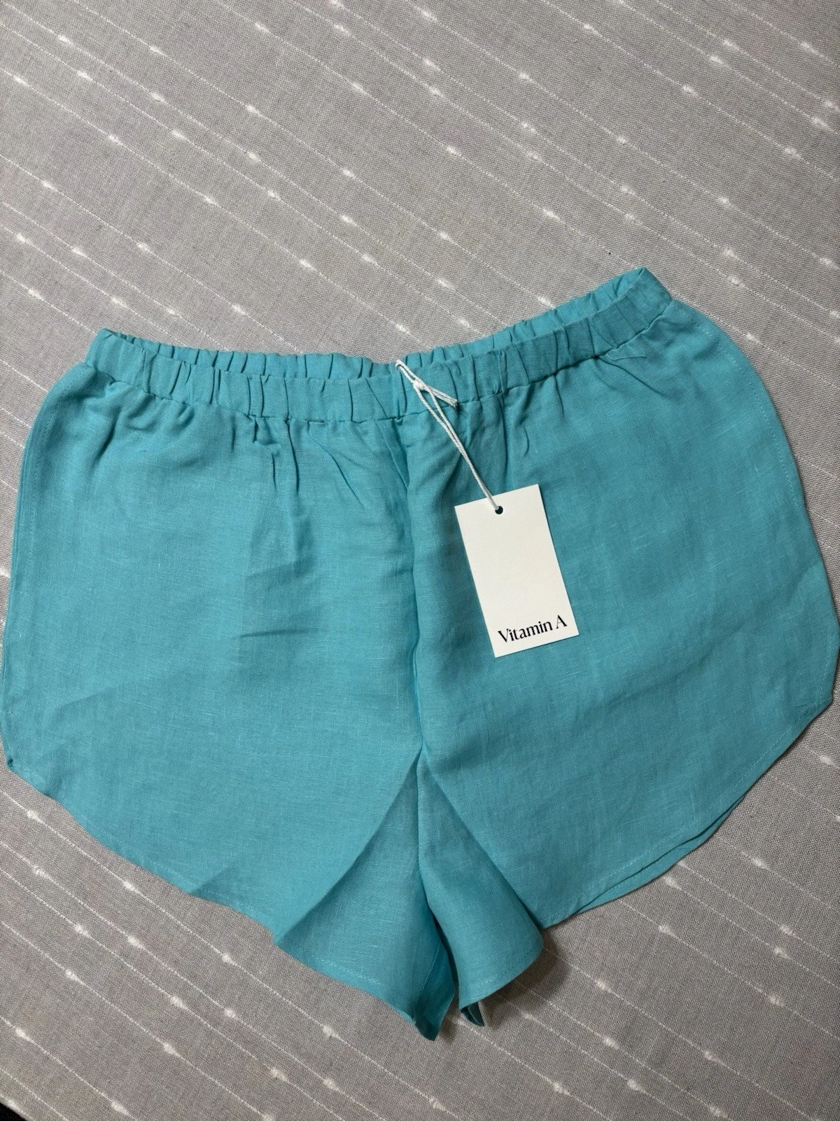 Beautiful!! Aqua Teal 100% Linen Shorts With Pockets Women’s Sz Small Vitamin A