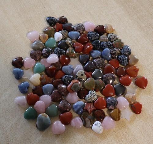 HERZ Edelstein Handschmeichler Roter Jaspis Blauquarz Rosenquarz Carneol Hämatit HERZ Edelstein Handschmeichler Roter Jaspis Blauquarz Rosenquarz Carneol Hämatit