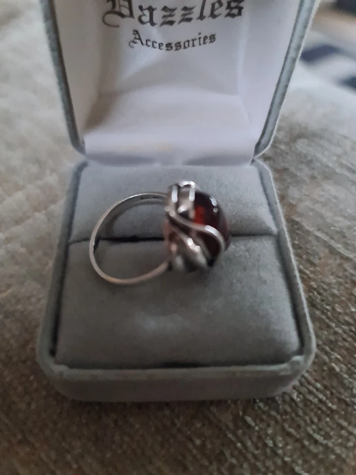 Modernist, Vintage Amber, Sterling Silver, Ornate Ring, Size P. - Image 2 of 4