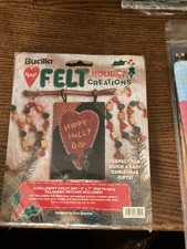 Bucilla Heart FELT Holiday Creations. Happy Holly Day. 83594. 5x7  . NIP