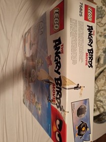 LEGO The Angry Birds Movie: Piggy Pirate Ship (75825) Misb Sealed New 