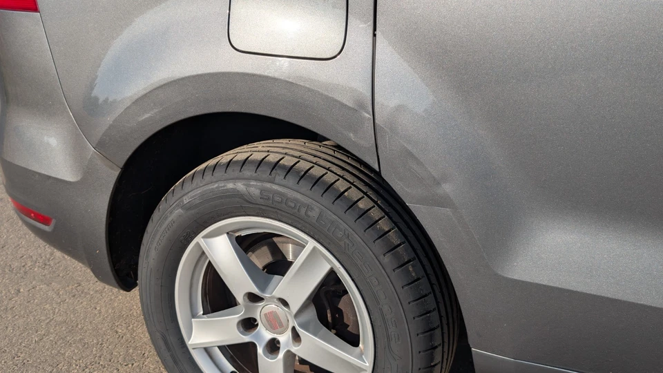 Seat Alhambra 7N 7-Sitzer 1.4TSI AHK Start & Stop Style - Bild 4 von 4