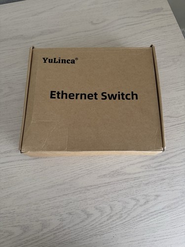 24 Port PoE Switch, 10/100Mbps PoE+ Ports, 2 Gigabit Ethernet Uplink - Picture 4 of 4