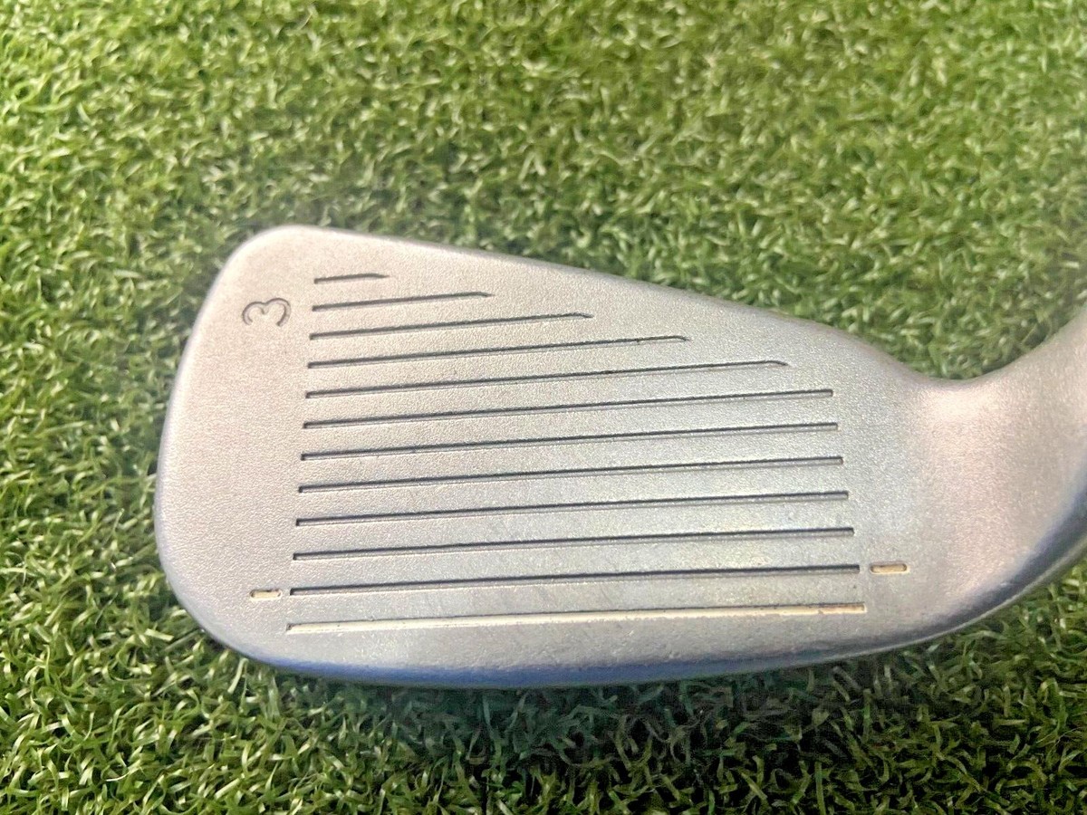 Ping i3 O-Size 3 Iron Black Dot 21* / RH / JZ Regular Steel Ping i3 O-Size 3 Iron Black Dot 21* / RH / JZ Regular Steel