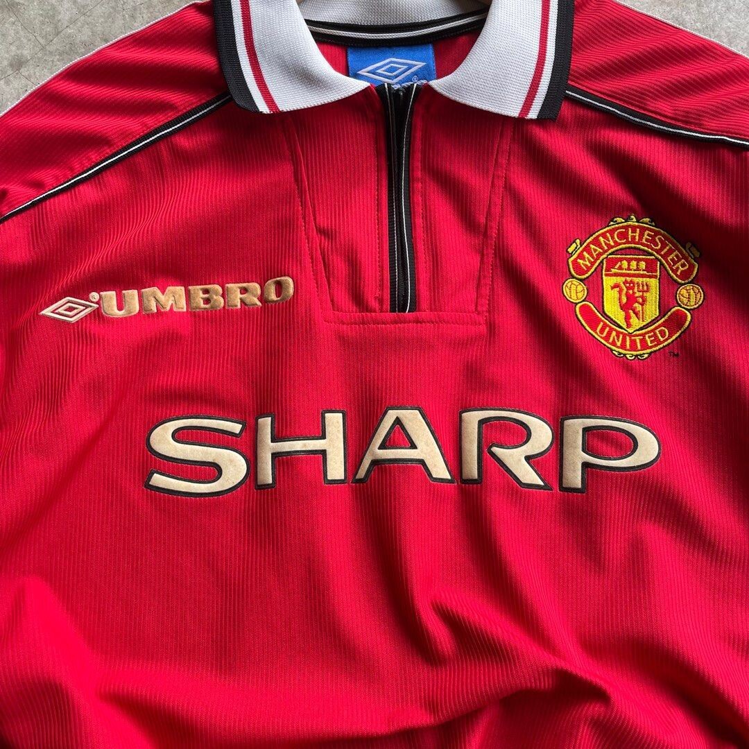 【希少正規品】Manchester United 1999 サードUmbro Manchester United Third Football Jersey Shirt 1999 2000