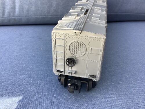 Postwar Lionel 6445 Fort Knox Gold Reserve Rail Car - O Gauge - OB- Nice - Picture 7 of 20