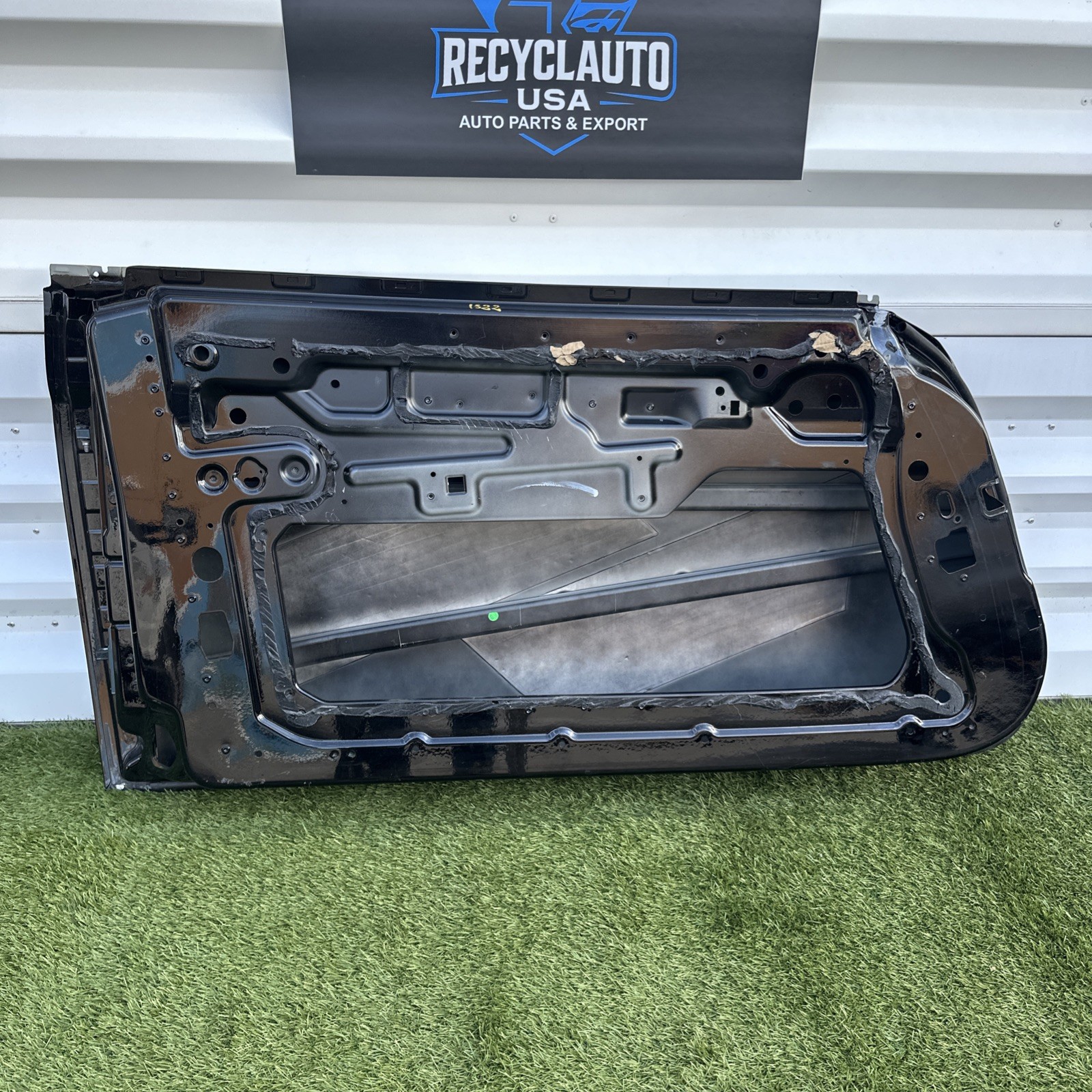 Rolls Royce Phantom Coupe Left Door Shell #D022