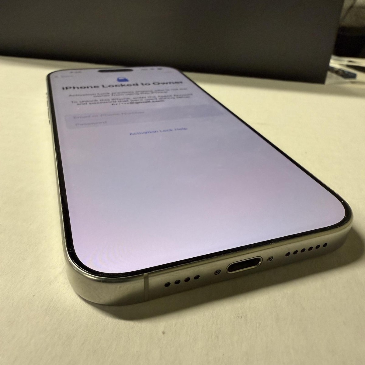 Apple iPhone 16 Pro Max 512GB，すべてのパーツが純正 台数限定】アップル(Apple) iPhone 16 Pro Max 512GB ホワイト