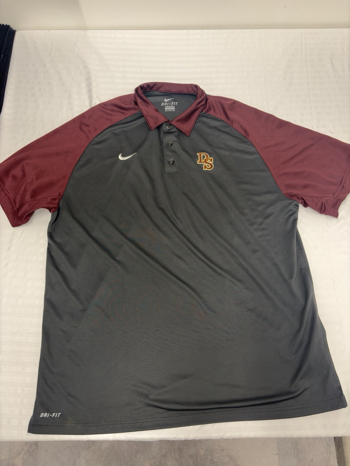 Nike Golf Dri-Fit Polo Shirt Men's 2XL  Short Sleeve D/S Logo - Gray Maroon