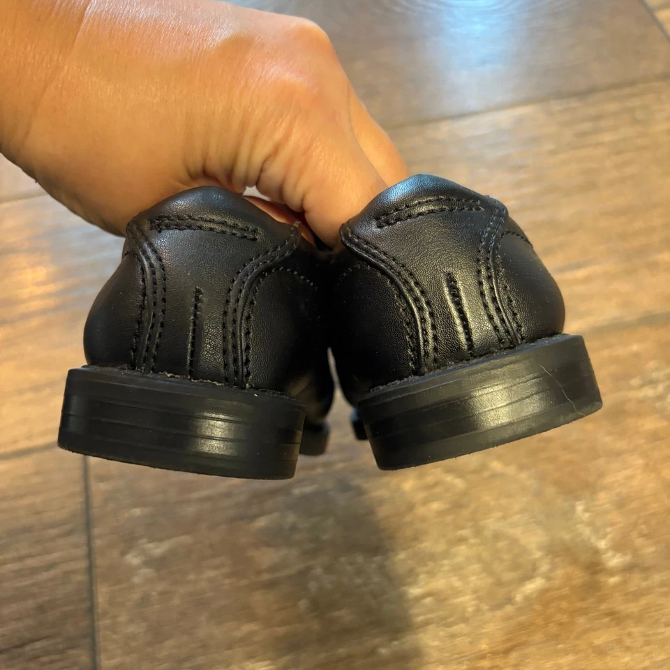 Zapatos de vestir Smart Fit de cuero negro para niños pequeños boda bebé talla 5 W Foto 4 de 4