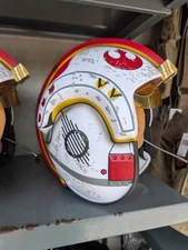 NEW💥Disney Parks Star Wars Galaxy's Edge Adult X-Wing Pilot Helmet with Sounds