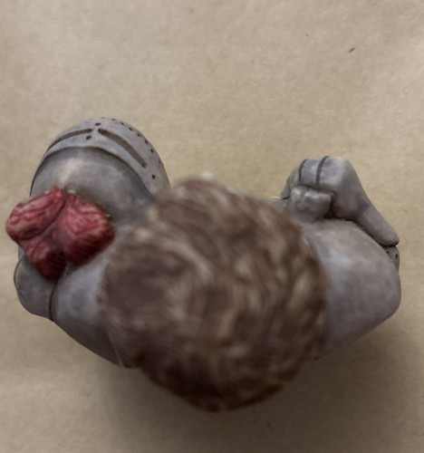 Medieval Knight Resin Figure 2.5’’ - Picture 3 of 6