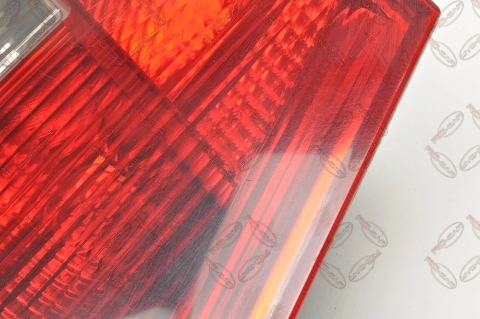 OPEL VECTRA C III Luz Trasera Derecho 24469464 13184025 - Imagen 3 de 4