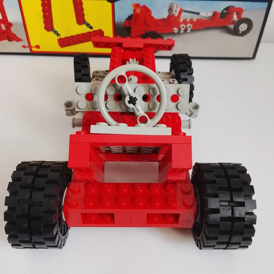 LEGO Technic 8030 Universal Building Set, photo 4 sur 5