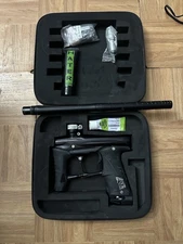 Planet Eclipse Geo 3.5 Paintball Gun In Its Case Along with Accessories and Case