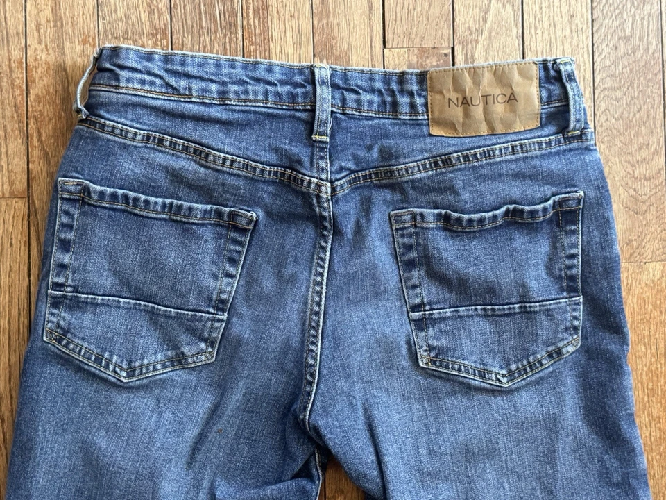 Nautica Men’s Jeans 30x30 Original Relaxed Fit Blue Medium Wash - Image 4 of 4