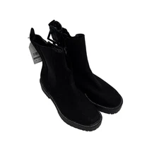 Time and Tru Womens Size 6 Ankle Boots Black Faux Suede Chelsea Lug Sole