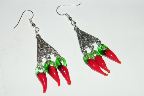 Red Chili PEPPER EARRINGS Silver TRIANGLE Silver Plate Ear Wires Cook Offs NEW! - Picture 11 of 11