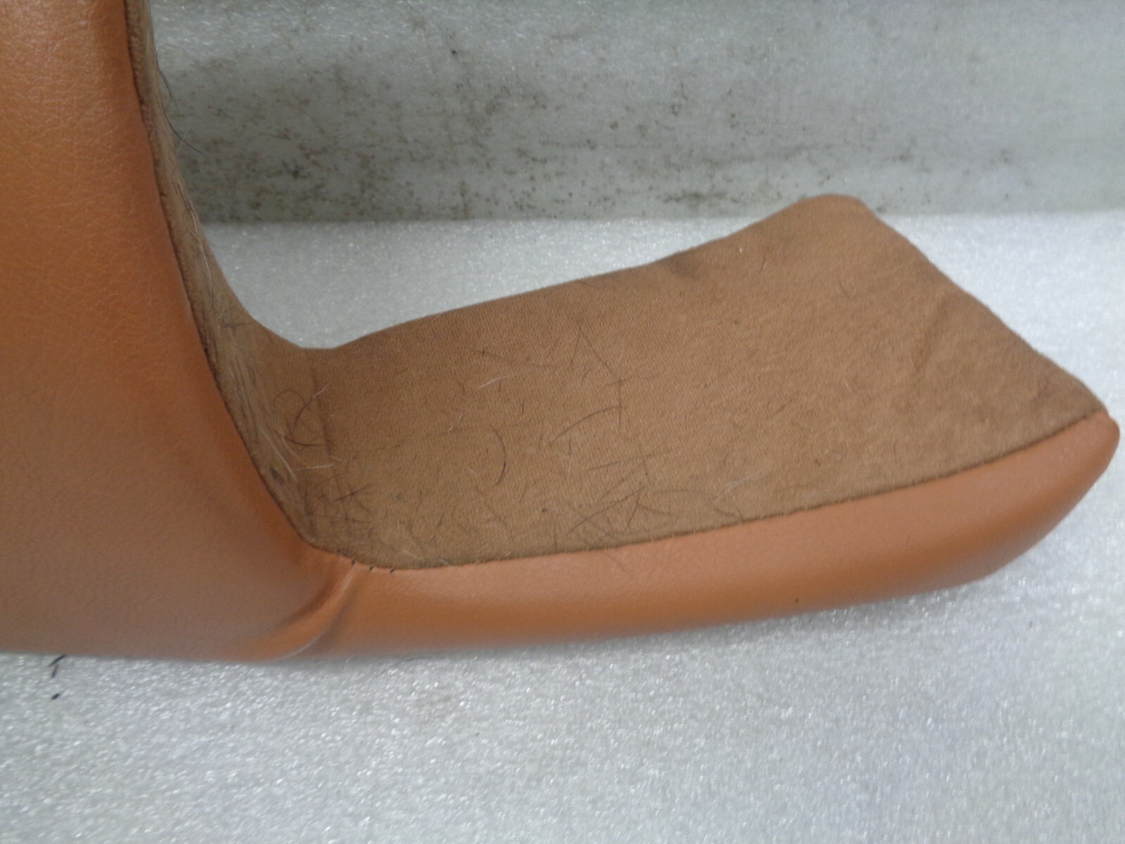 04-08 Maserati Quattroporte Rear Left Seat Bolster Cushion Trim OEM AK2210101