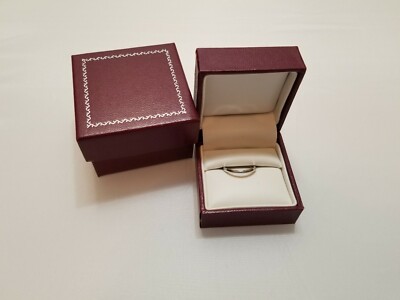 New in Box Helzberg Diamonds 14K white gold wedding bank